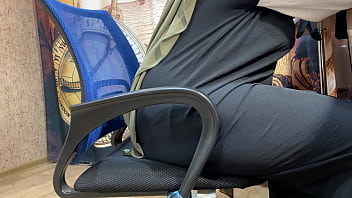 Arab dame in hijab jerks thru her panties while working